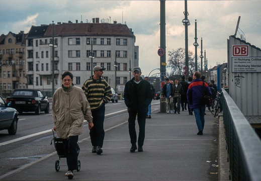 1998-04 Warschauer Brücke 1
