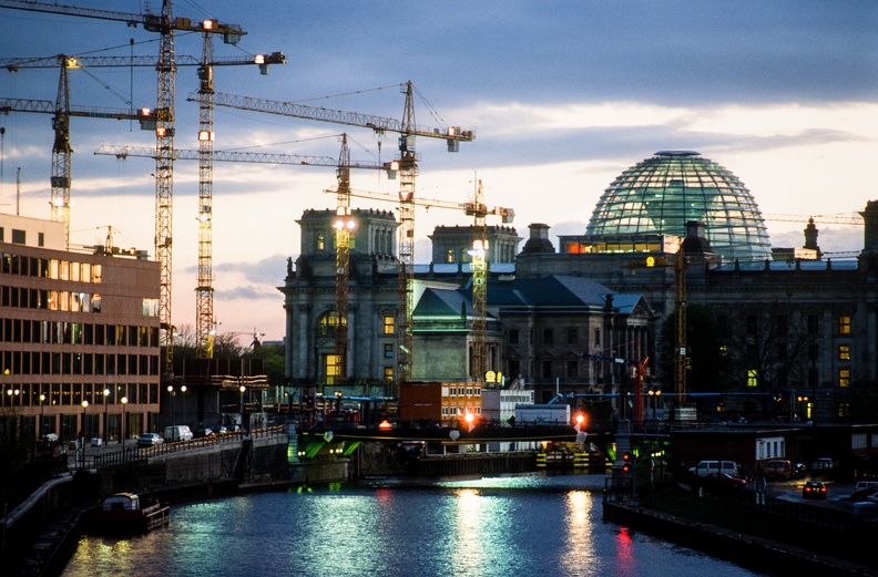 1999-Reichstagskräne1999.jpg