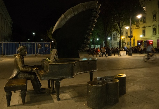 2015-04-27-204219