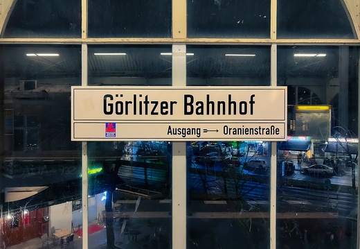 U1 Görlitzer Bahnhof 2023-03-25-213645313