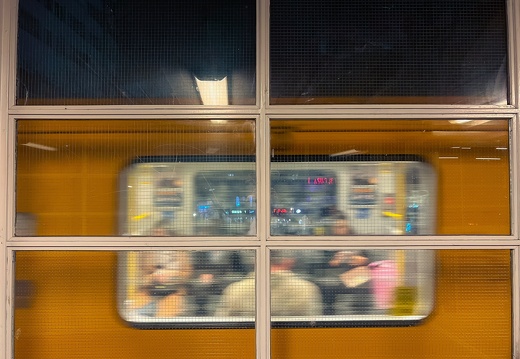 U1 Kottbusser Tor 2023-03-25-214722325